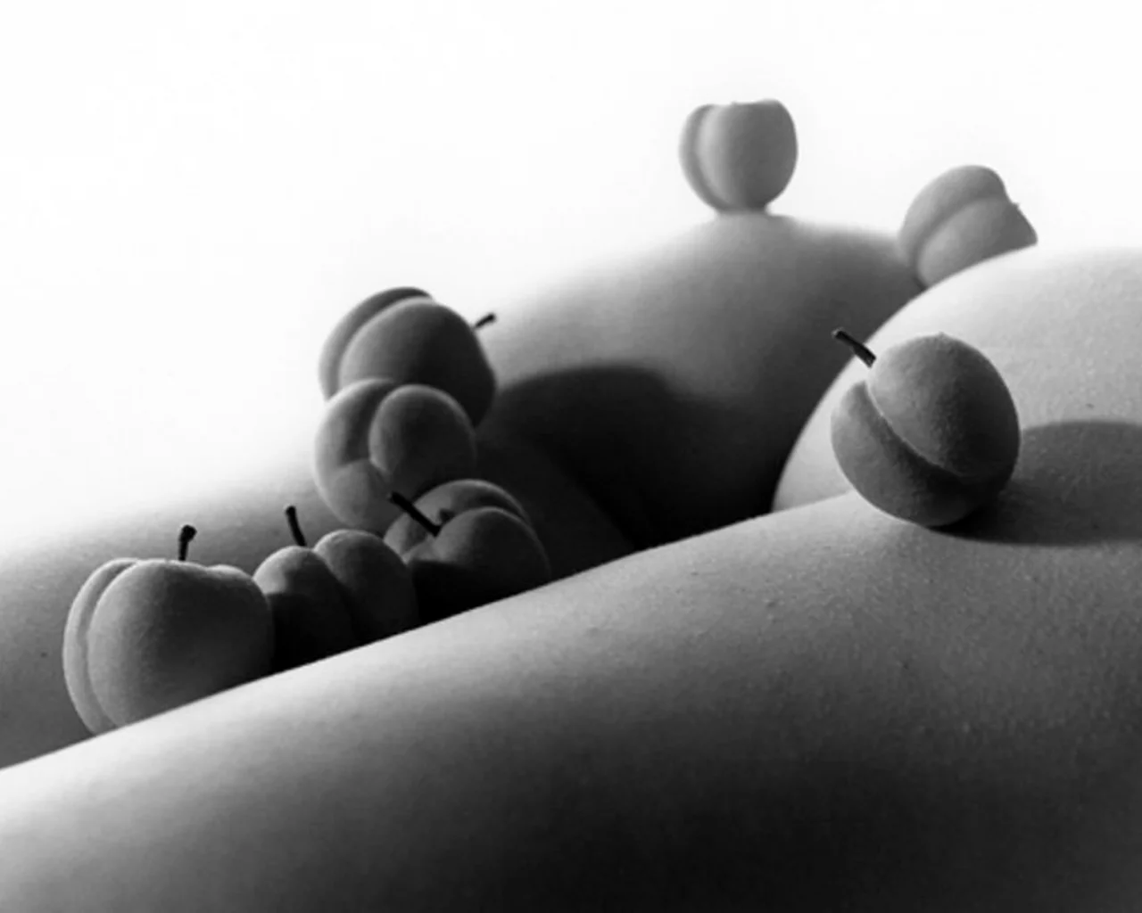 bodyscapes, арт, искусство, винтаж, девушка, секси, голая, тело, модель, красивая, животик, фигура, крупно, поза, ass, попа, попка, персик