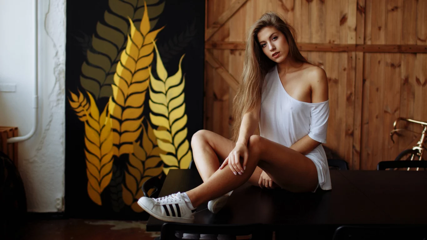 девушка, милая, симпатичная, кроссовки