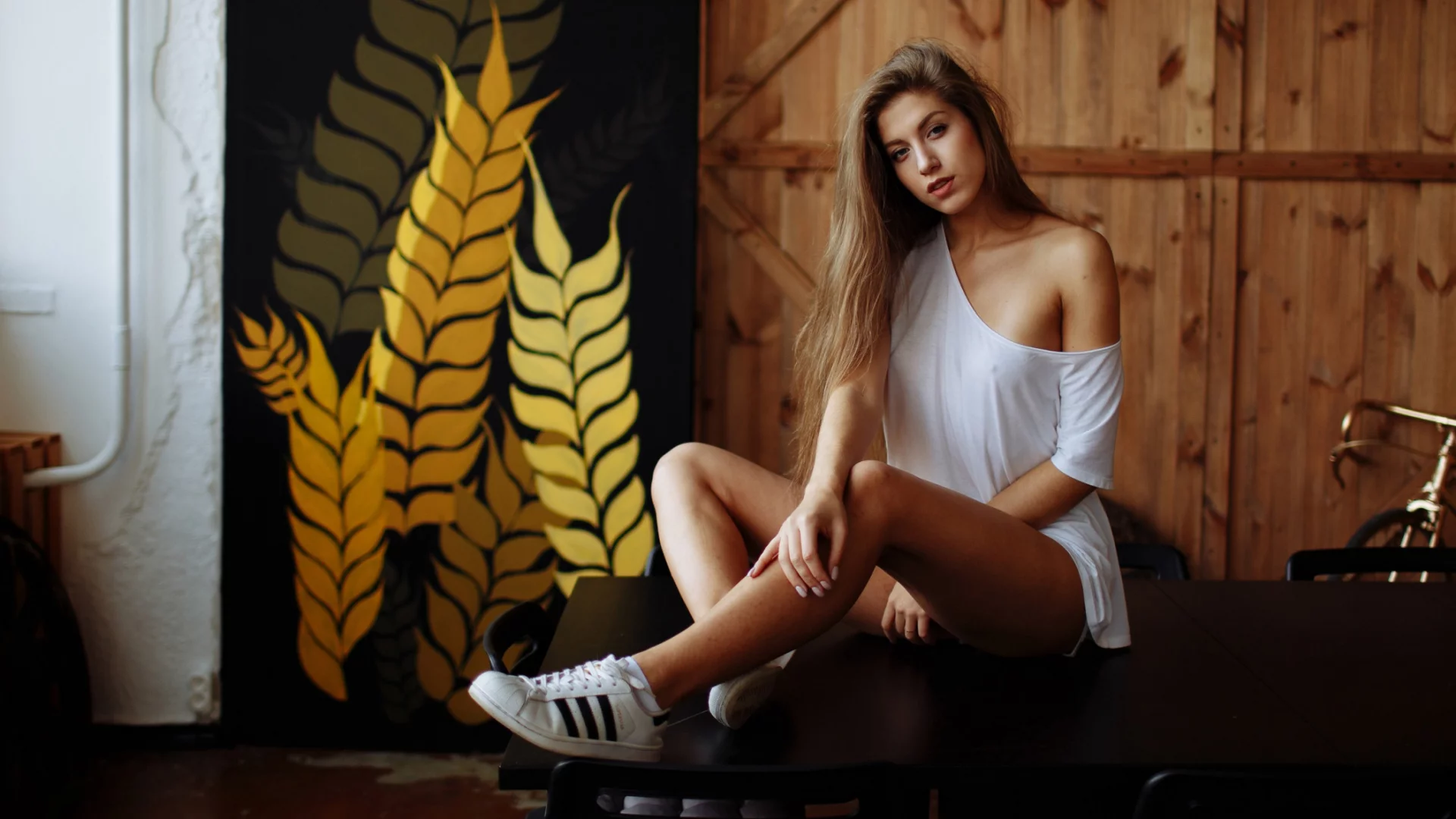 девушка, милая, симпатичная, кроссовки