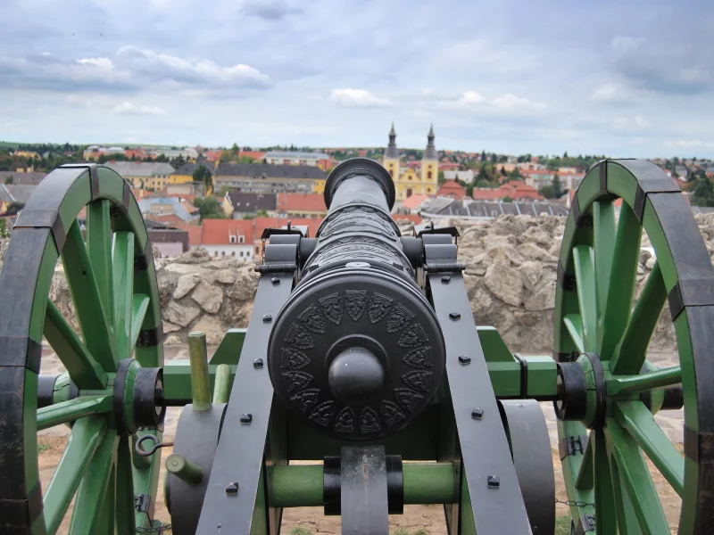 старинная, пушка
