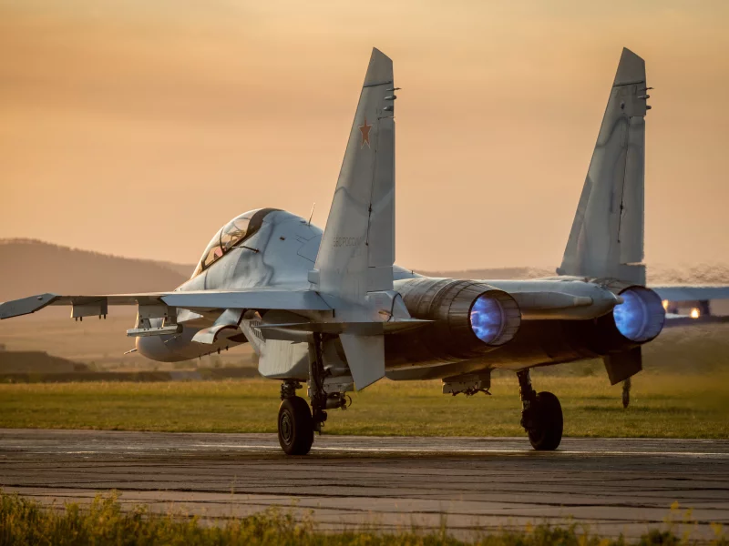 су 30 см, самолёт