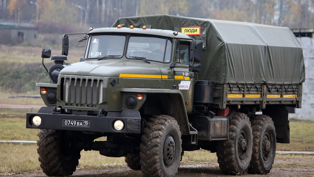 урал 4320, грузовик