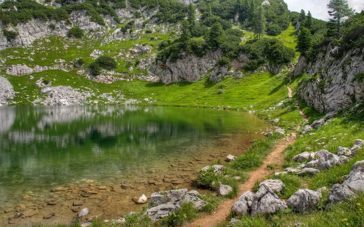 горы, вода, трава, тропинка