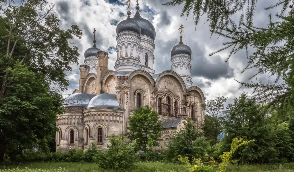 храм, город
