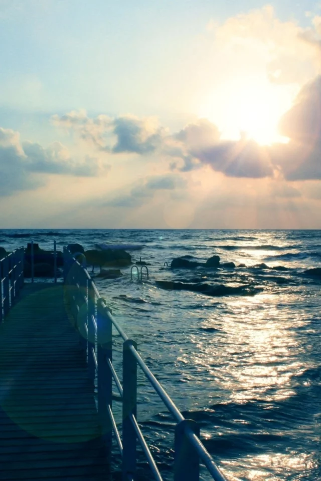море, берег, камни