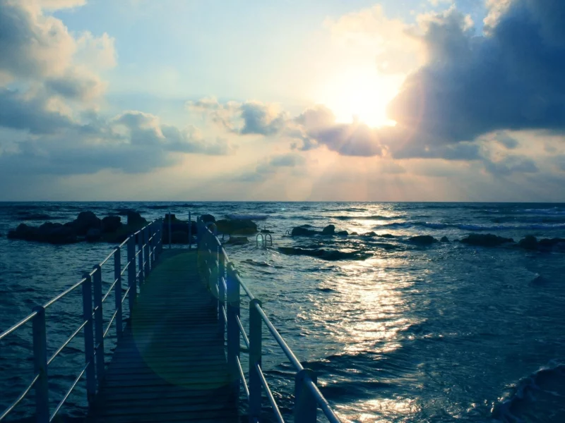 море, берег, камни