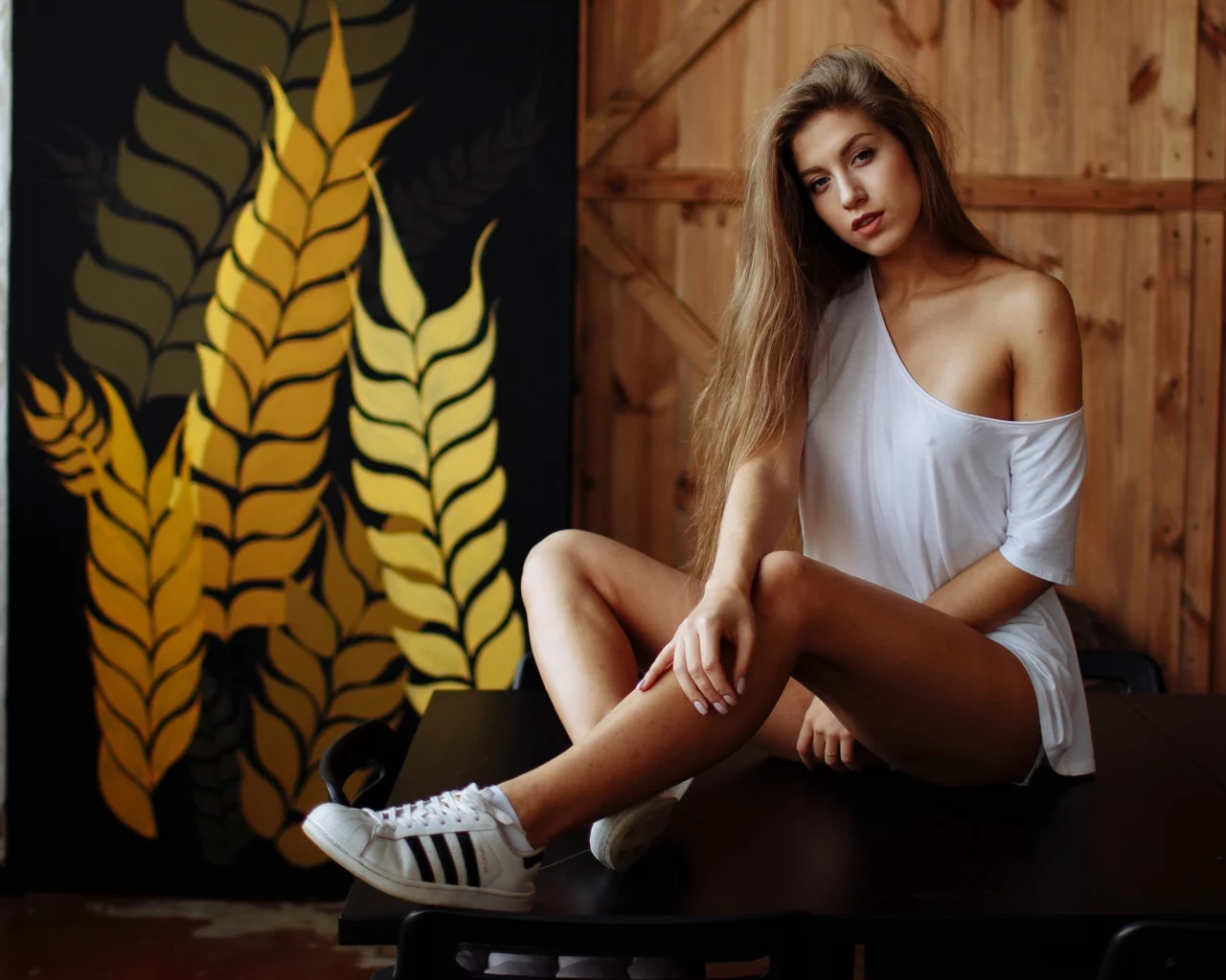 девушка, милая, симпатичная, кроссовки