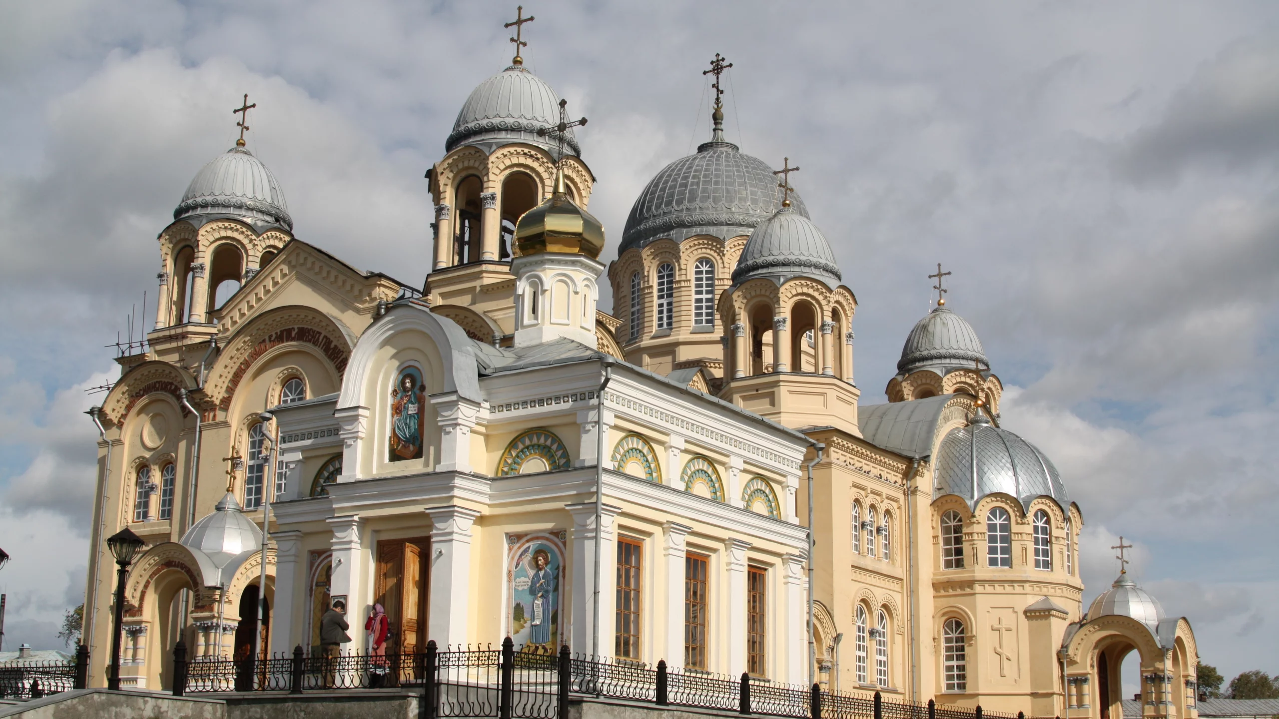 верхотурьинск, храм