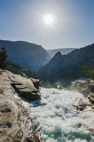 горы, река, солнце