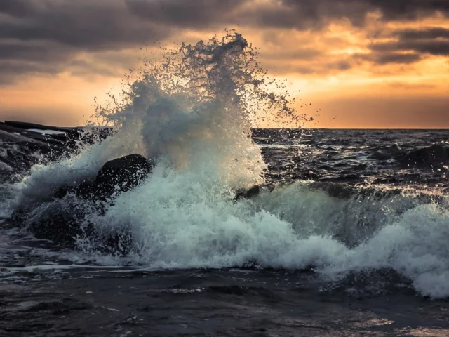 море, берег, волны