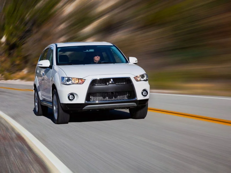 auto, mitsubishi outlander