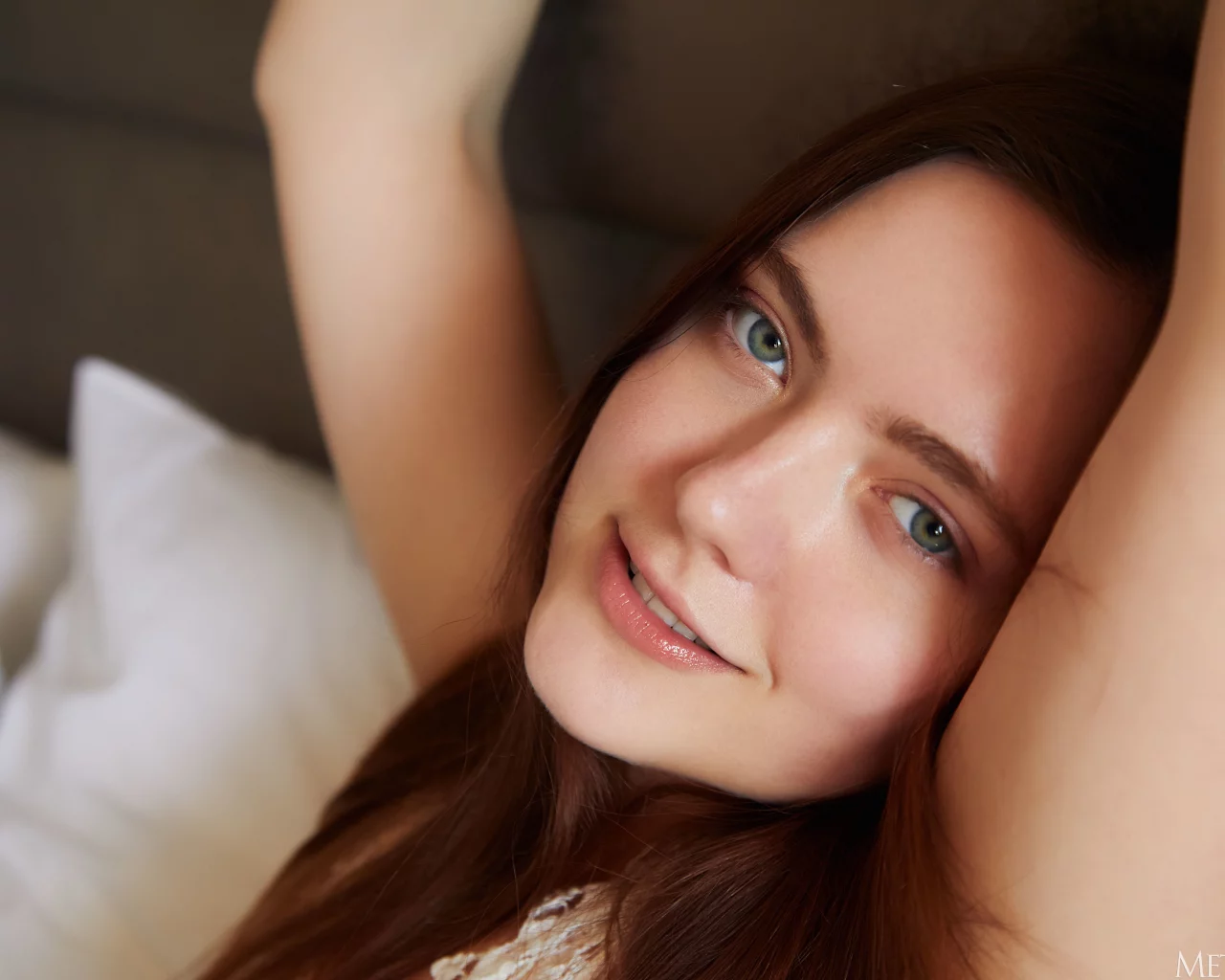 девушка, взгляд красивая