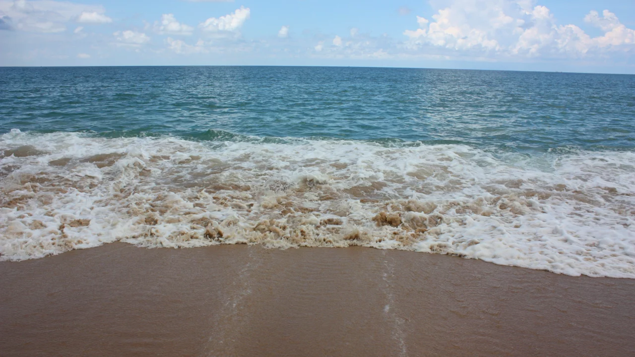 море, берег, прибой