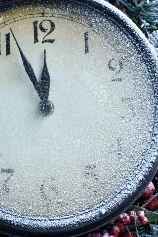 часы, 5 минут до нового года