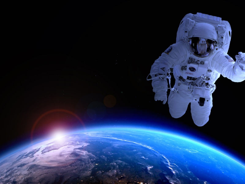 астронавт, в космосе, земля
