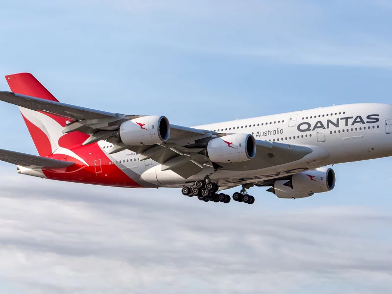 airbus a380 842, самолёт