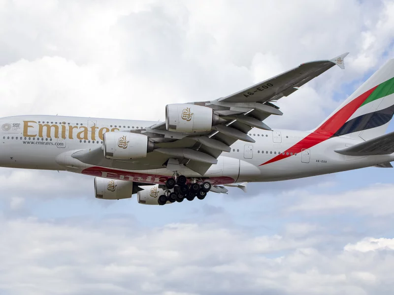 airbus a380 861, самолет