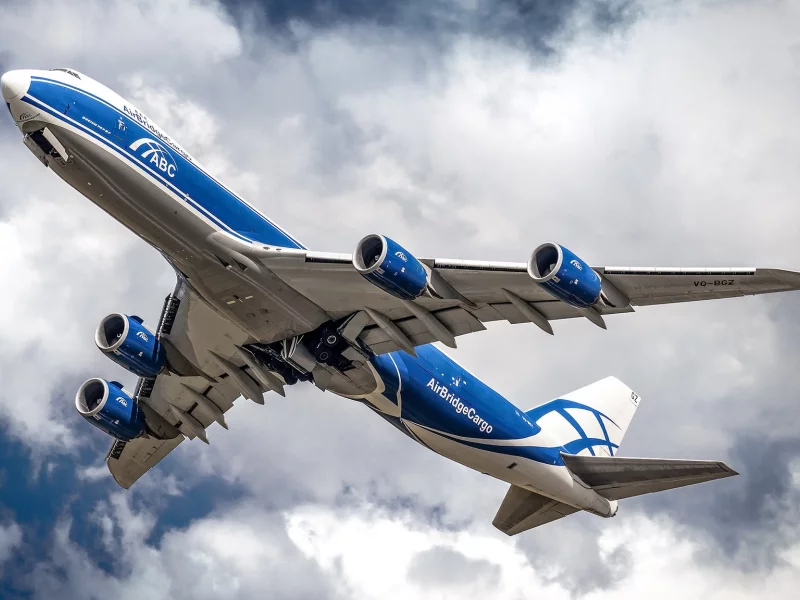boeing 7478hv, самолёт