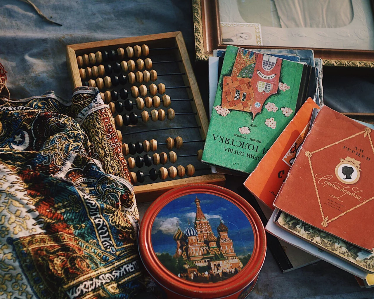 книги, хобби, платок, рынок