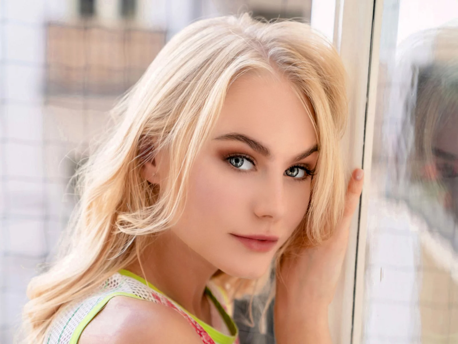 pretty blonde, nancy ace