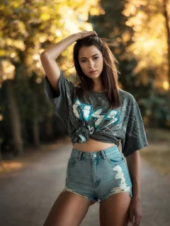 девушка, милая, симпатичная, шорты, футболка