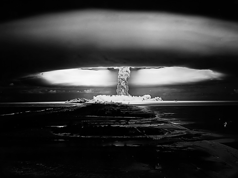 ядерный взрыв, гриб
