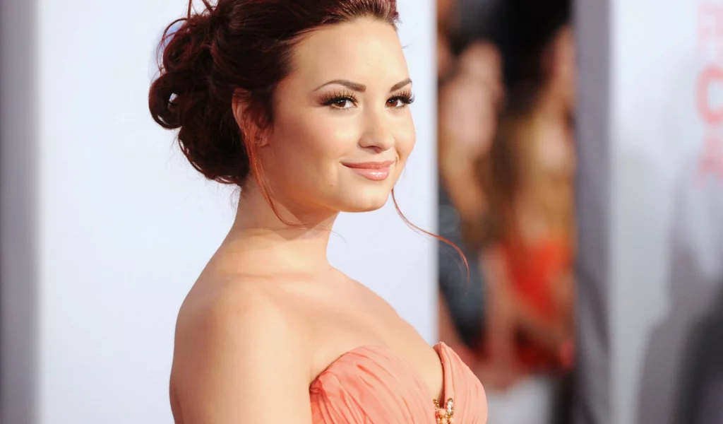 актриса, demi lovato