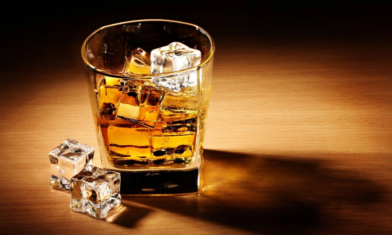 стакан, бокал, виски, whiskey, лёд