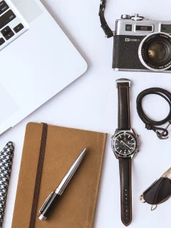 minimalist, office
