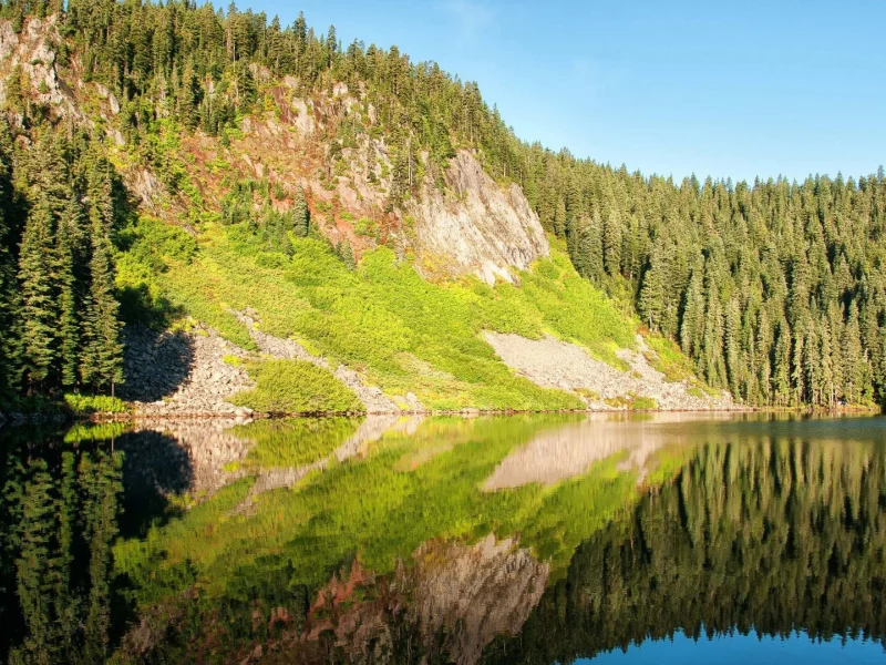 озеро, гора, лес