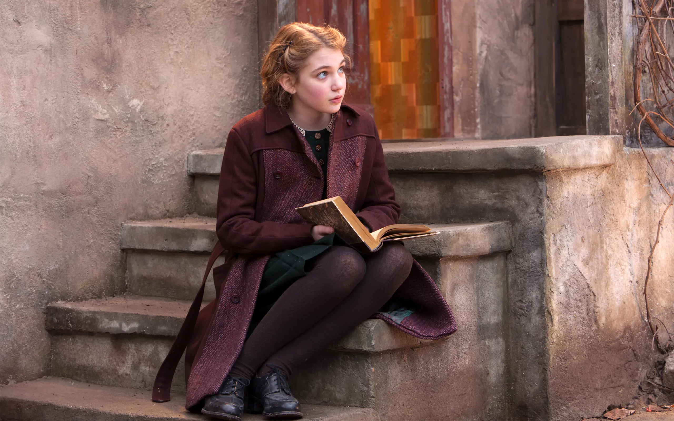 актриса, sophie nelisse