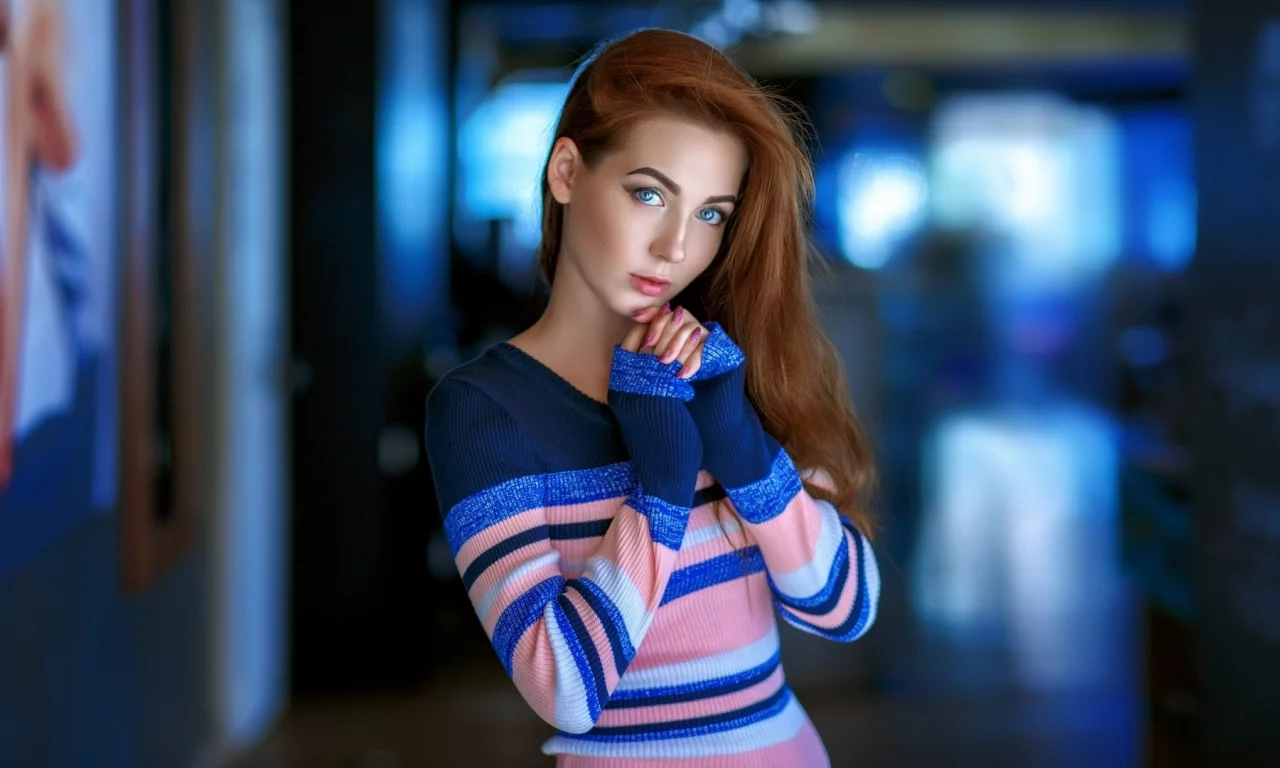 девушка, рыжая, взгляд