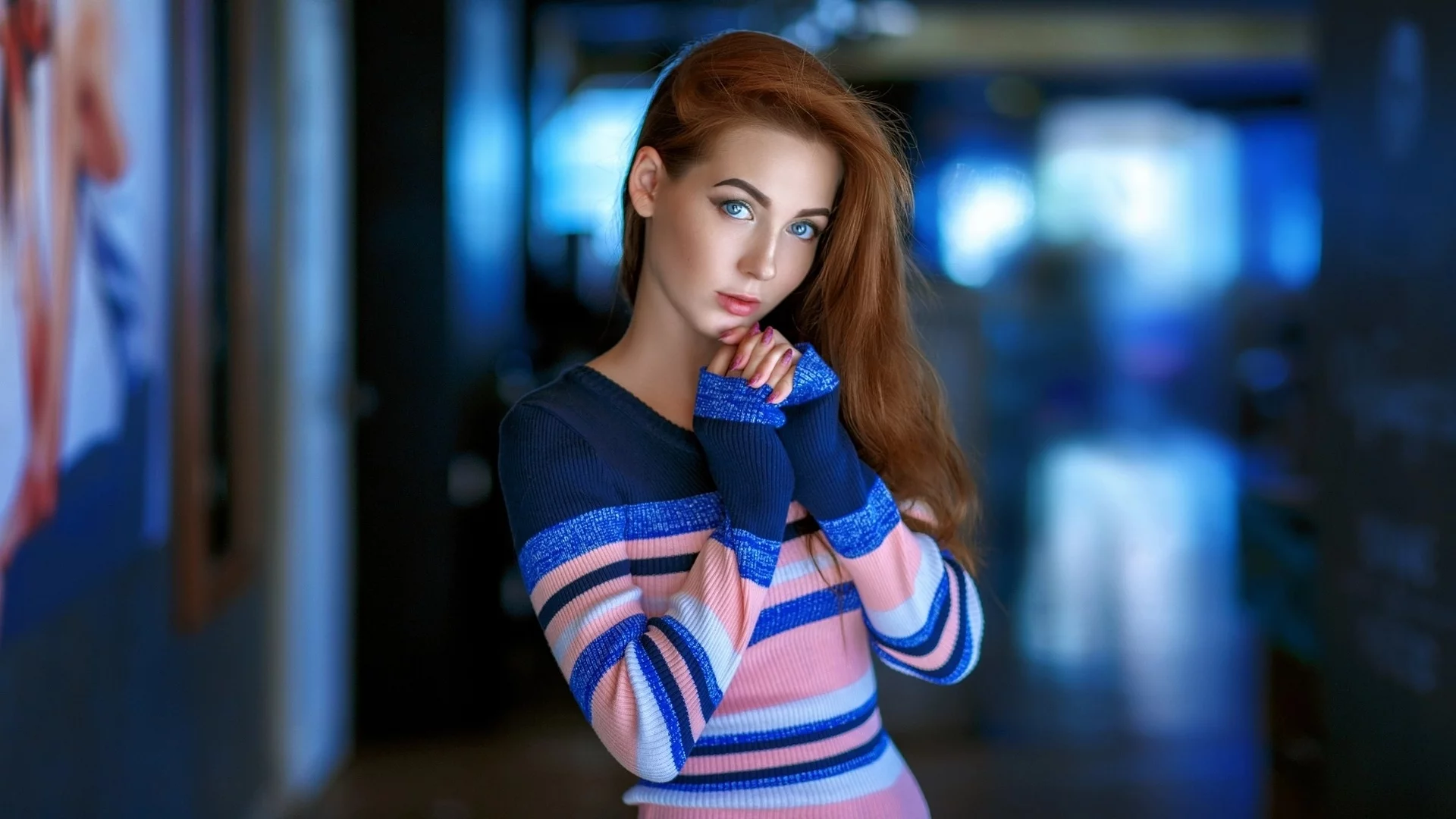 девушка, рыжая, взгляд