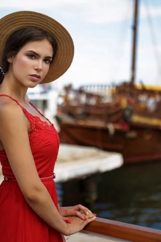 девушка, милая, красивая, симпатичная, в красном