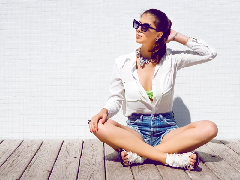 girl, beautiful, sexy, shorts, sneakers, glasses