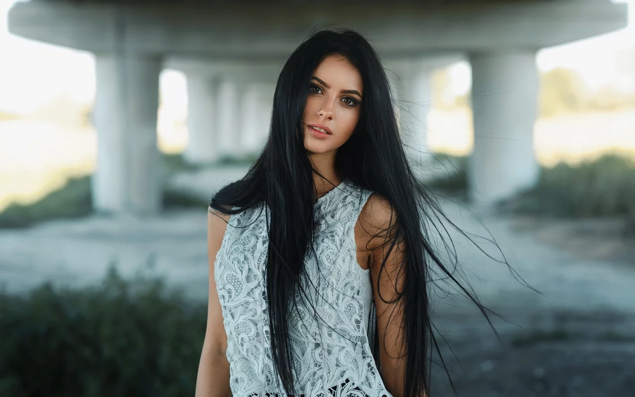 girl, beautiful, cute, brunette, longhaired, portrait