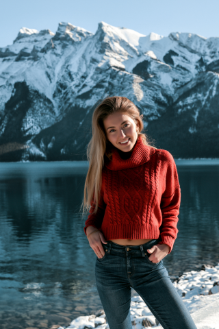 girl, beautiful, pretty, sweater, jeans, snow, mountains