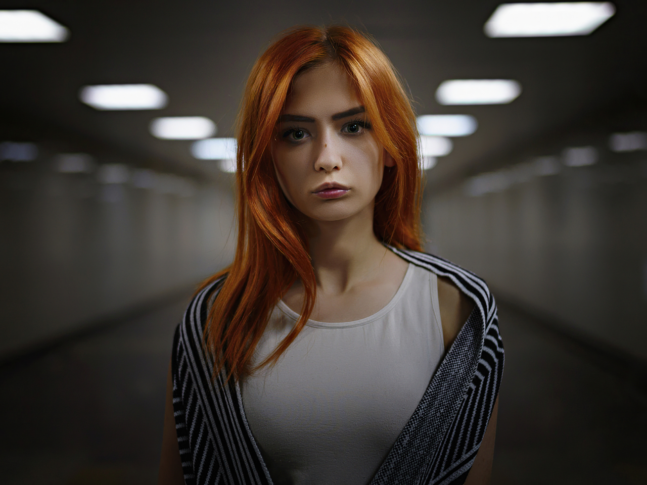 redhead, girl, porrait, directly, looking