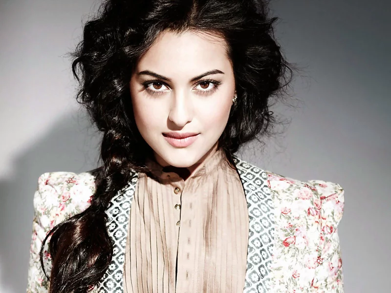 indian actress, sonakshi sinha