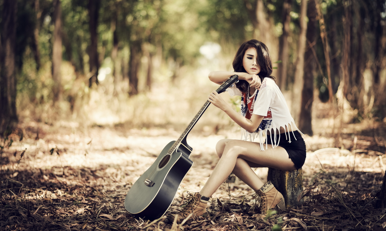 asian girl, beautiful, guitar