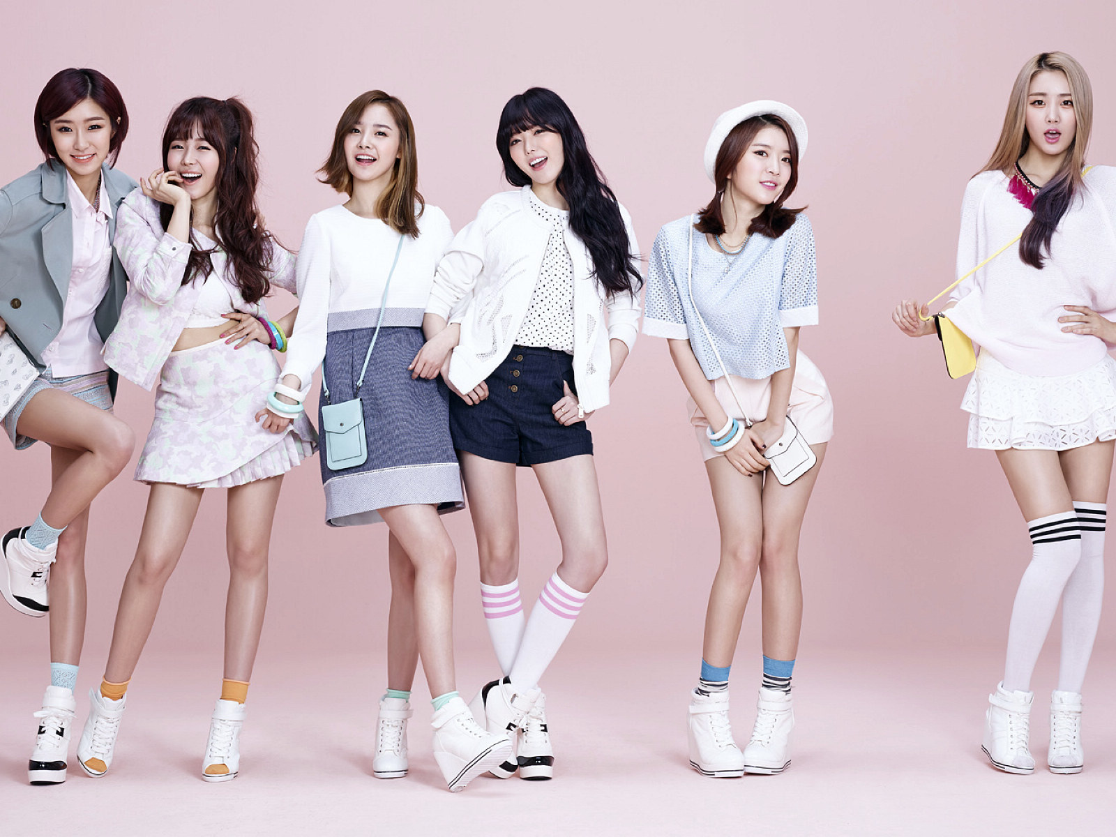 music, band, girls, asian, dal shabet, knee socks, shorts, skirt, sneakers