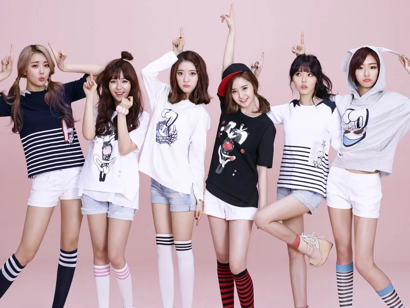 music, band, girls, asian, dal shabet, knee socks, shorts, skirt, sneakers