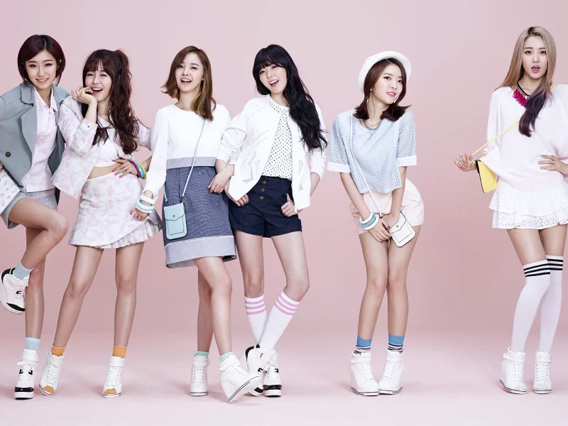 music, band, girls, asian, dal shabet, knee socks, shorts, skirt, sneakers