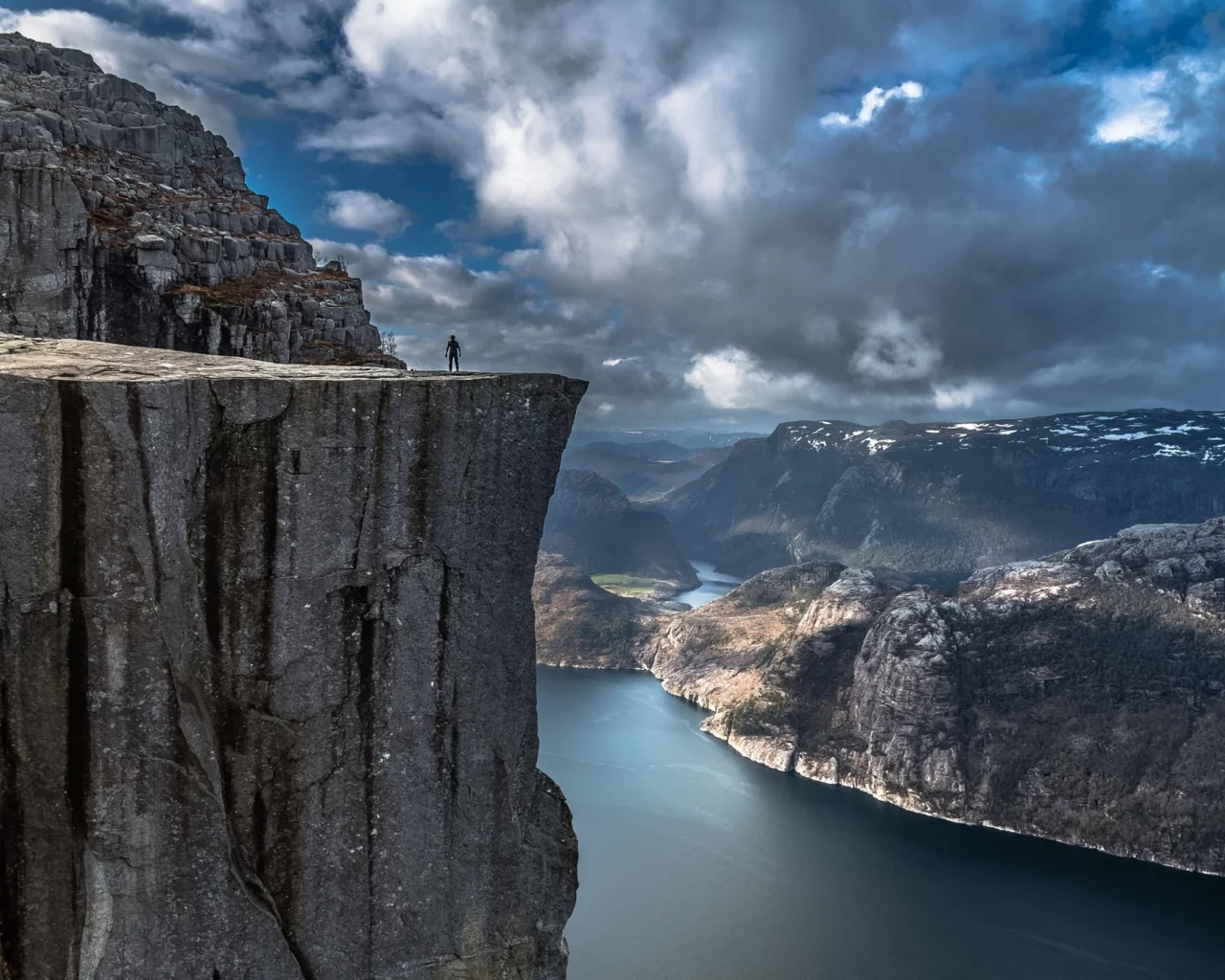 nature, landscape, fjord, alone, cliff, mountain, norway, preikestolen, sea, rock, calm, water, valley, europe, clouds