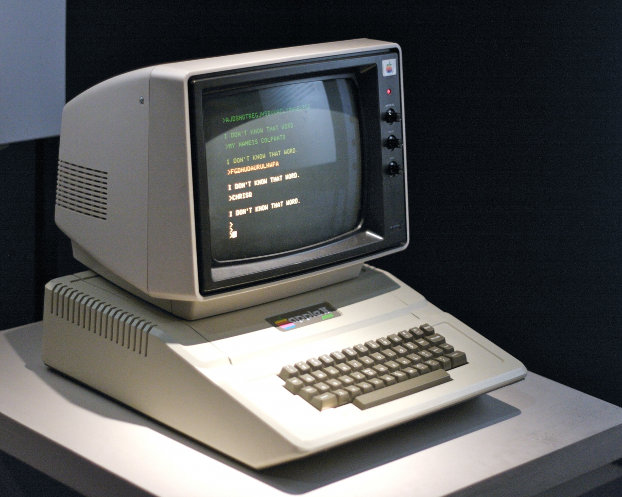 apple, mac, computer, monitor, old version, apple 2, evolution