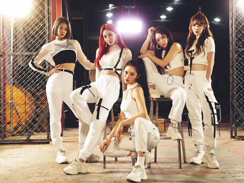 blastar, kpop, singer, jinsil, gahee, donga, seowoo, korean
