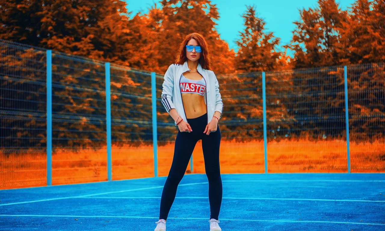 Девушка