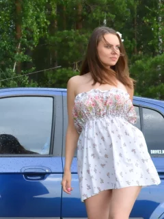 Девушка