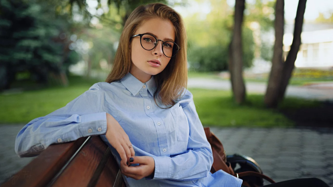 Девушка