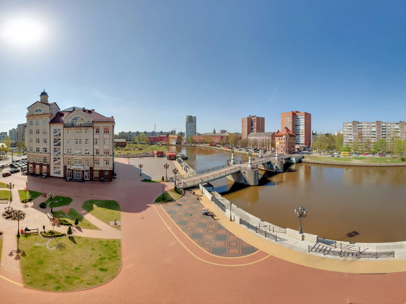 город